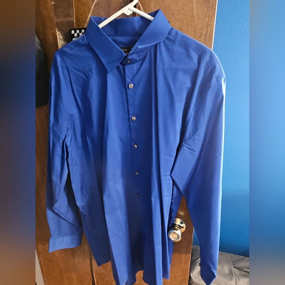 Long sleeve dress shirt